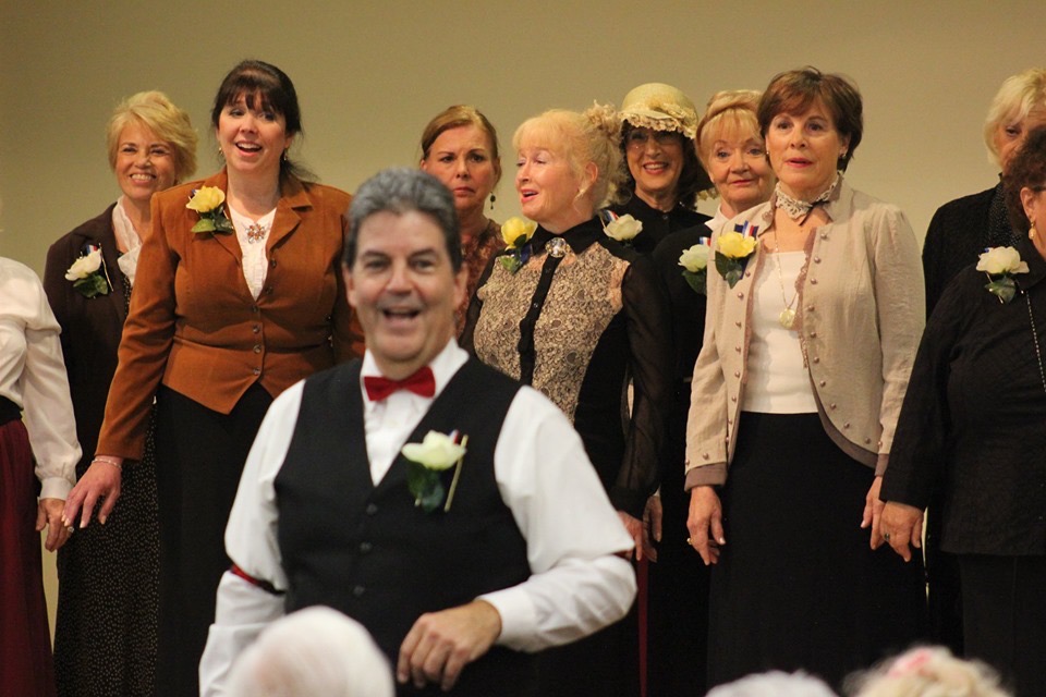 Photo of the Island Hills Chorus performing on stage.