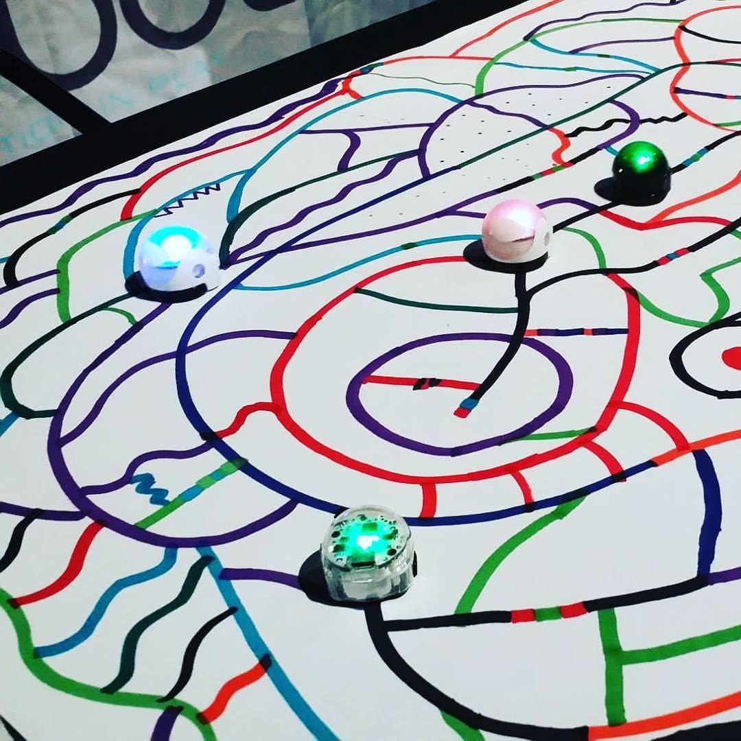 Ozobot Play and Learn