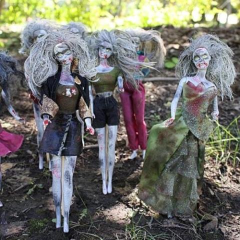 Zombie Barbies